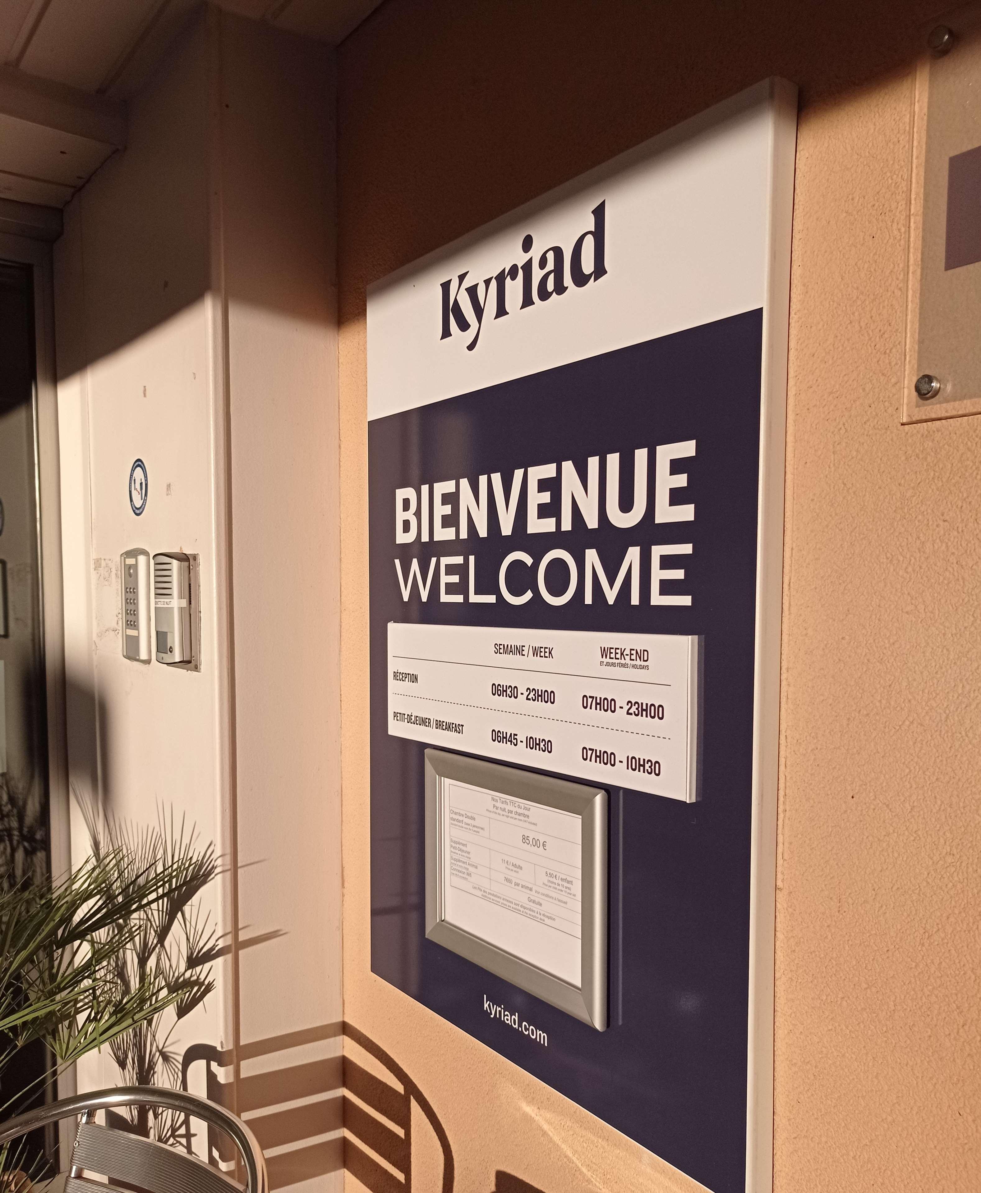 Kyriad Villefranche Sur Saone Exterior photo